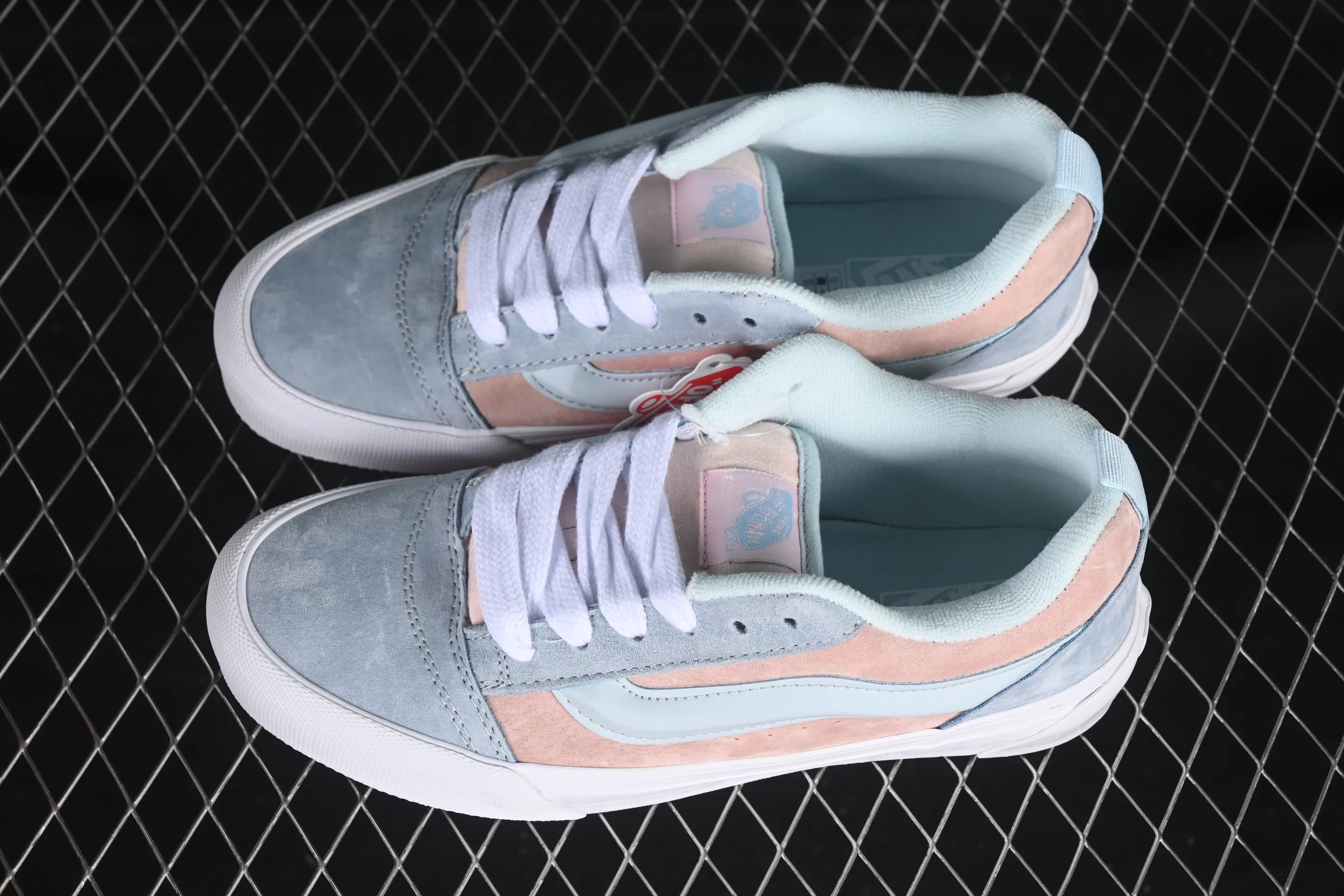 All categories Vans Vans series Vans Low Vans low-top Vans Knu Skool Vans low-top retro casual fat bread shoes VN0009QCJV6
